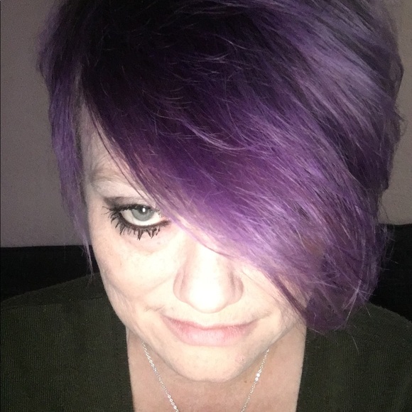 Meet your Posher, Shelena - Picture 1 of 1